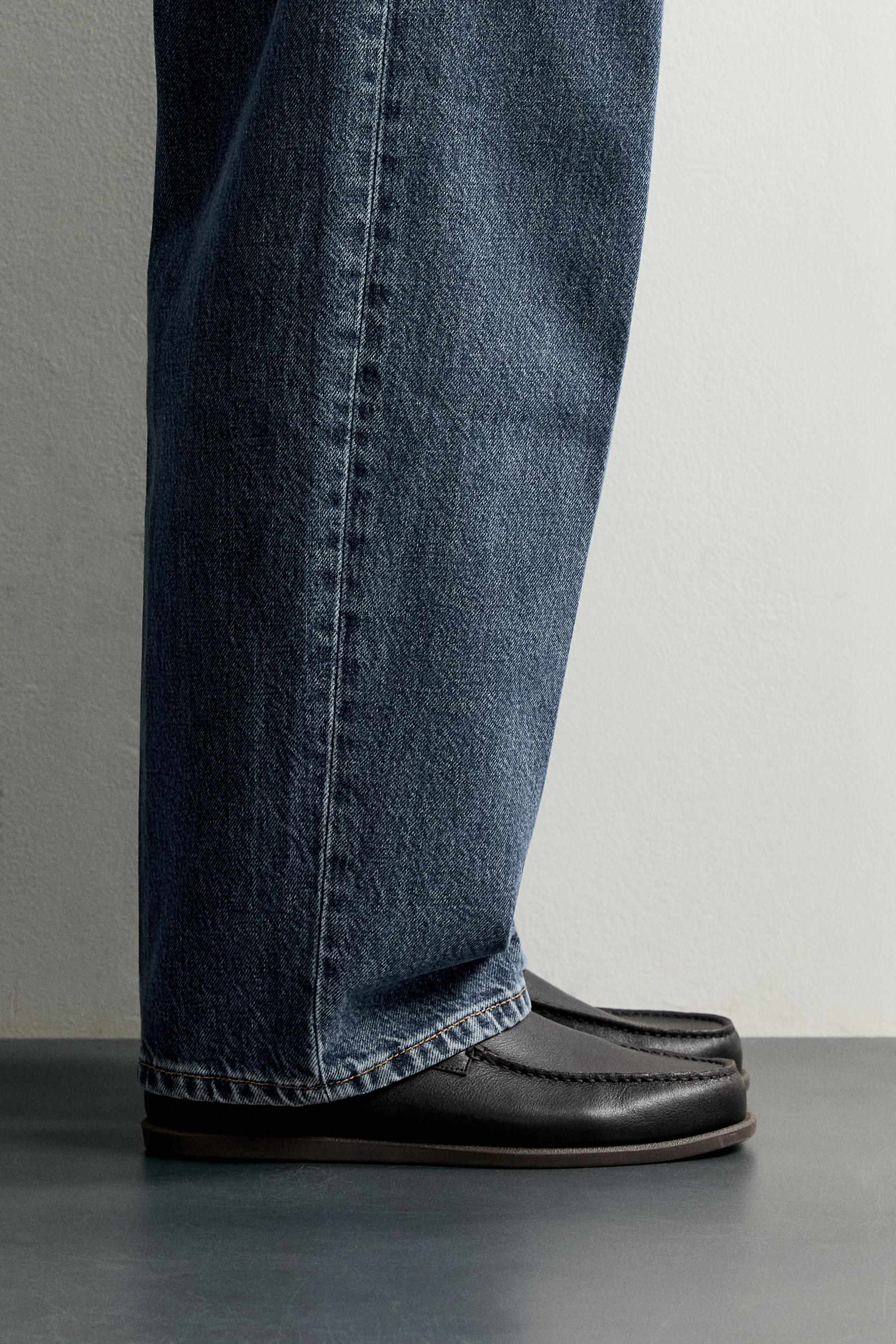 LEATHER LOAFERS